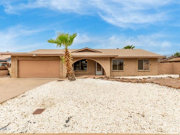 9646 N 47TH Avenue, Glendale, AZ 85302