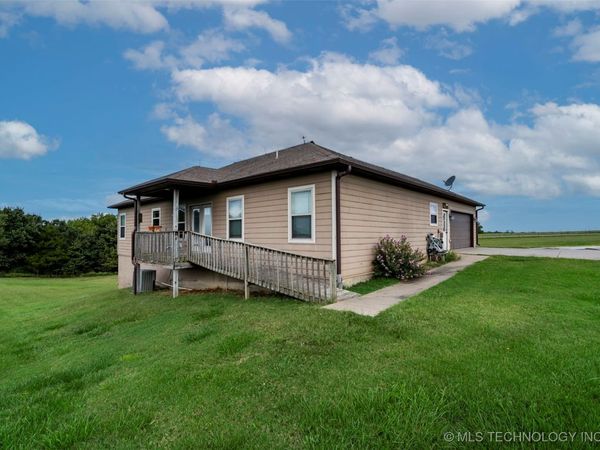 469734 E 660 Road, Westville, OK 74965