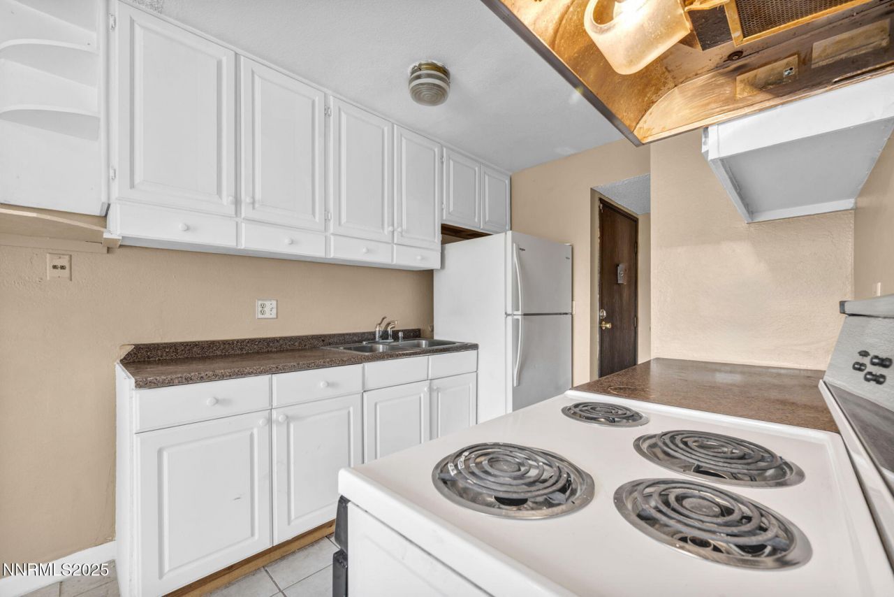 4600 Neil Road, Unit Apt 35, Reno, NV 89502 Photo