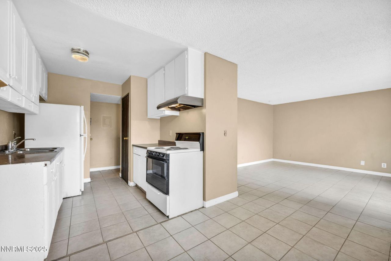 4600 Neil Road, Unit Apt 35, Reno, NV 89502 Photo