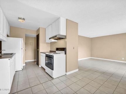 4600 Neil Road, Unit Apt 35, Reno, NV 89502 Photo