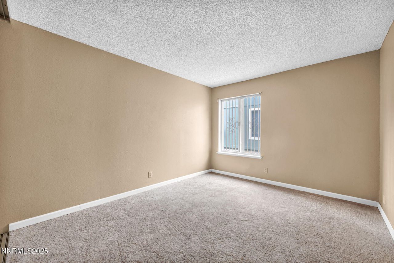 4600 Neil Road, Unit Apt 35, Reno, NV 89502 Photo