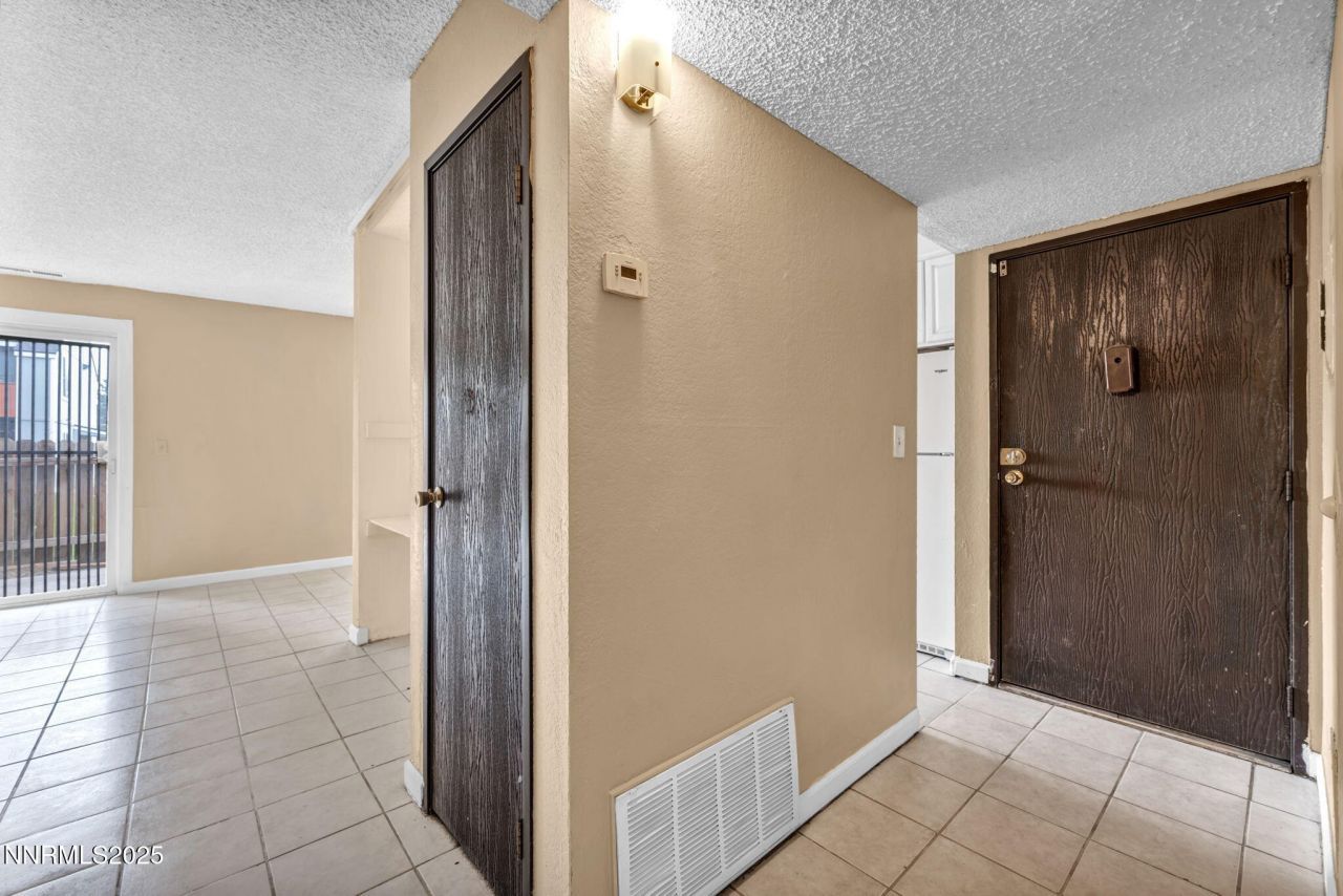 4600 Neil Road, Unit Apt 35, Reno, NV 89502 Photo