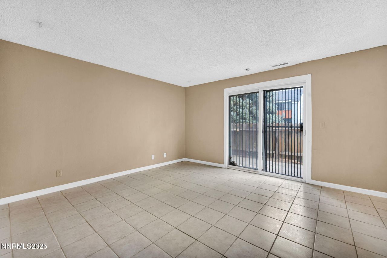4600 Neil Road, Unit Apt 35, Reno, NV 89502 Photo