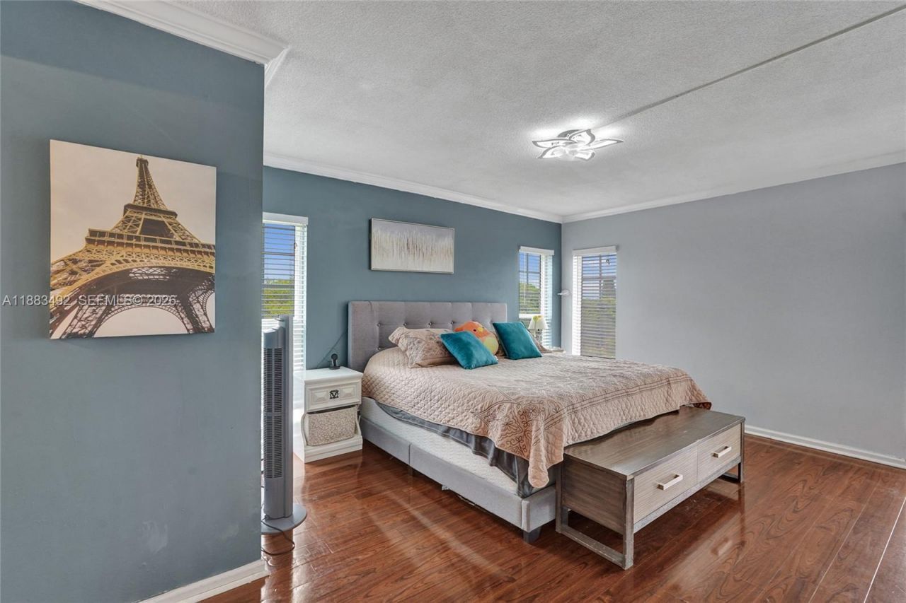 3150 N Palm Aire Dr, Unit 501, Pompano Beach, FL 33069 Photo