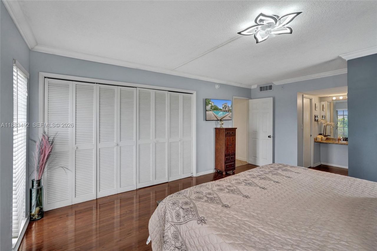 3150 N Palm Aire Dr, Unit 501, Pompano Beach, FL 33069 Photo