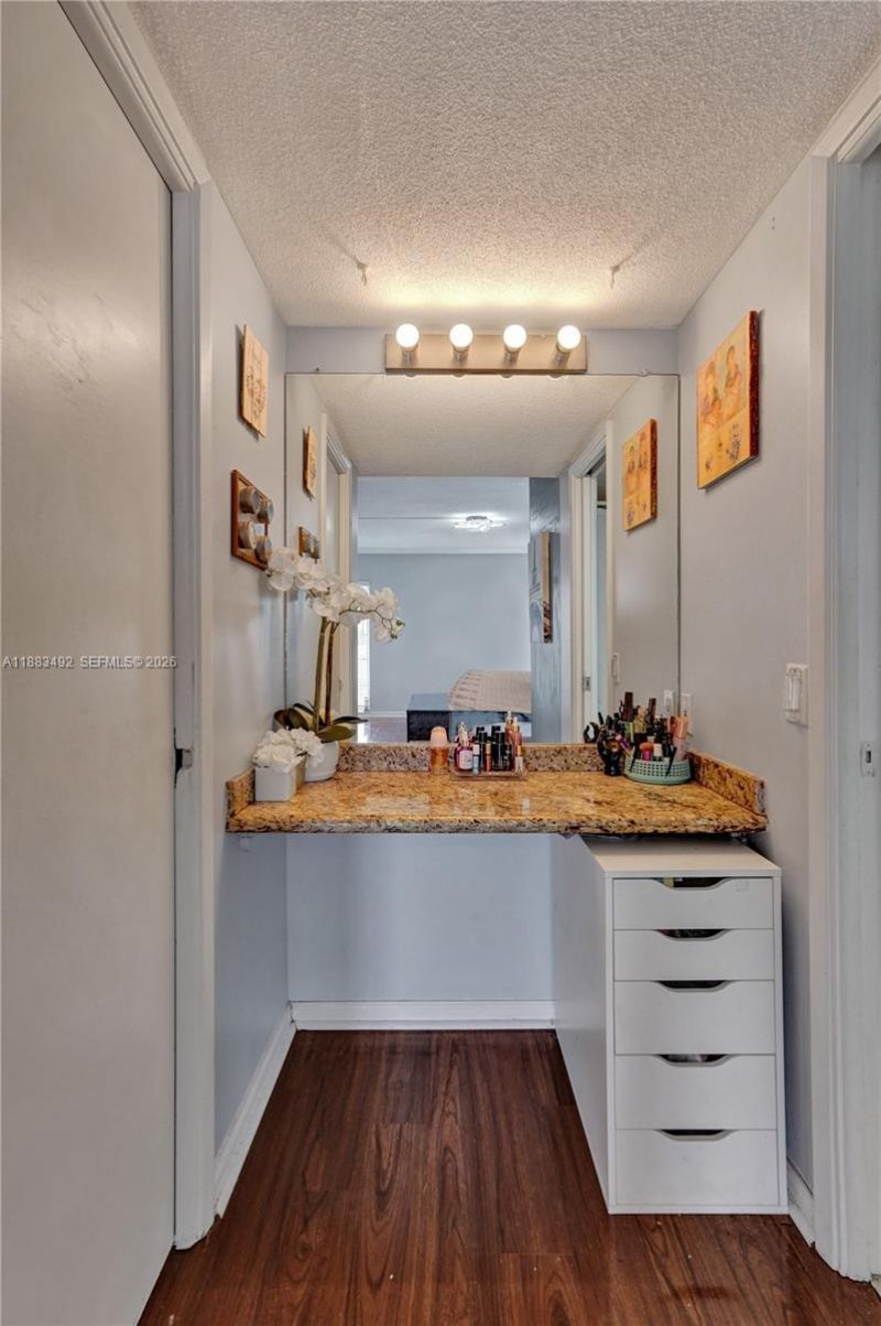 3150 N Palm Aire Dr, Unit 501, Pompano Beach, FL 33069 Photo