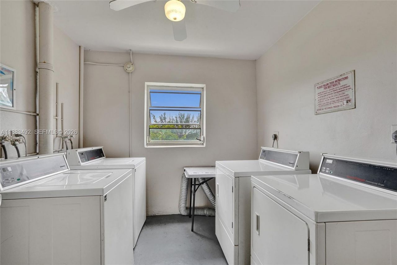 3150 N Palm Aire Dr, Unit 501, Pompano Beach, FL 33069 Photo