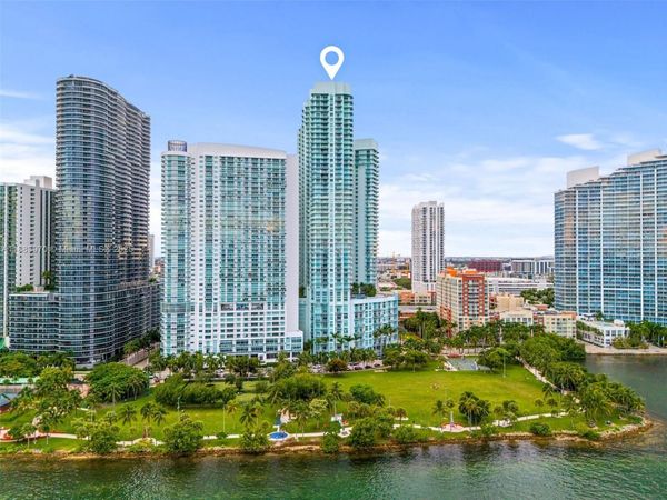 1900 N Bayshore Dr, Unit 4018, Miami, FL 33132
