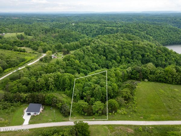 Lot 32 Lake Bluff Rd, Baxter, TN 38544