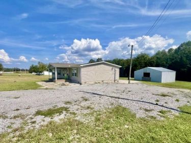 131 Martha Stockton Road, Albany, KY 42602