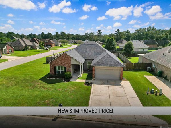 22490 Bedford Dr, Denham Springs, LA 70726