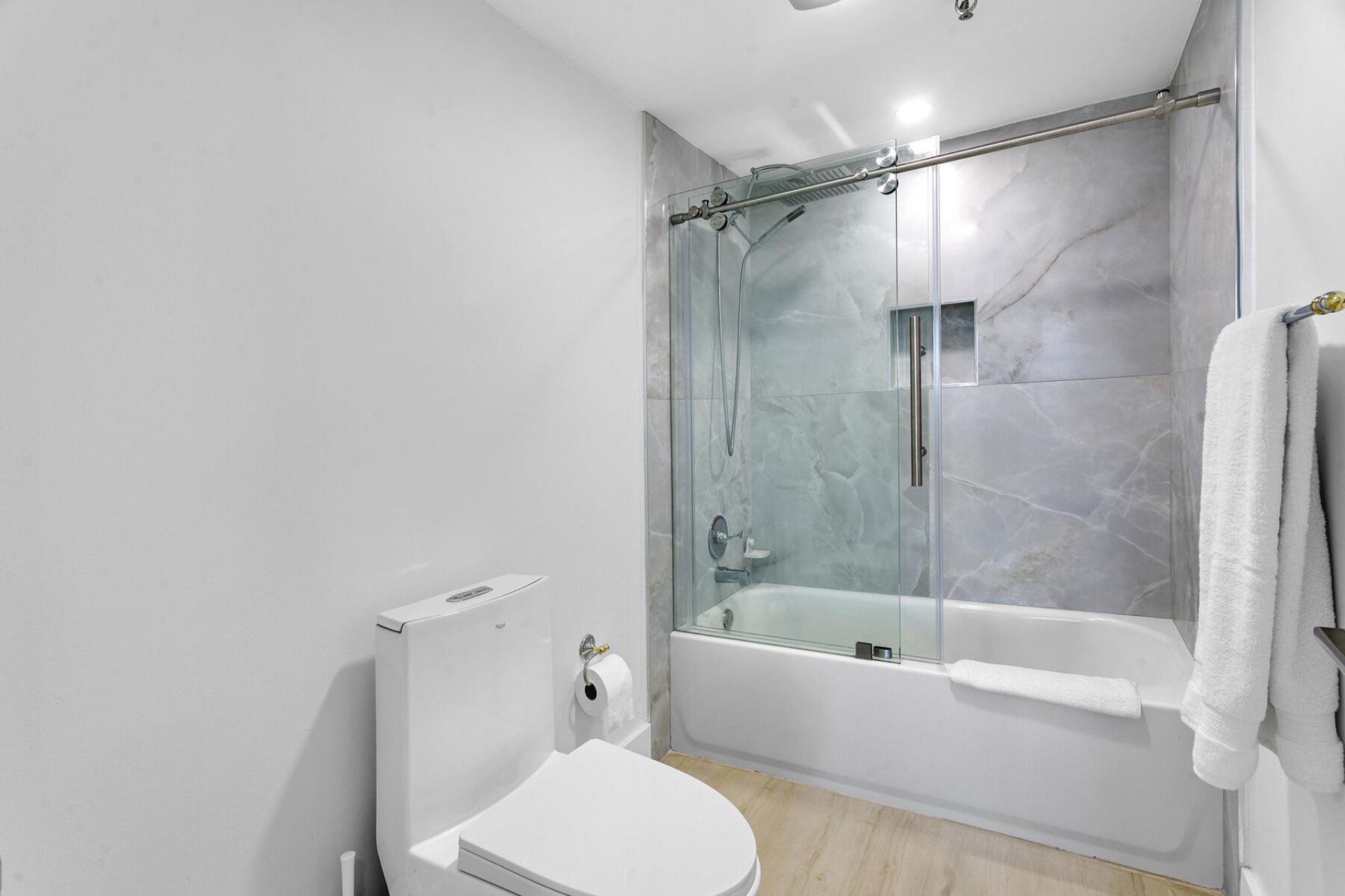 3912 S Ocean Boulevard, Unit 404, Highland Beach, FL 33487 Photo