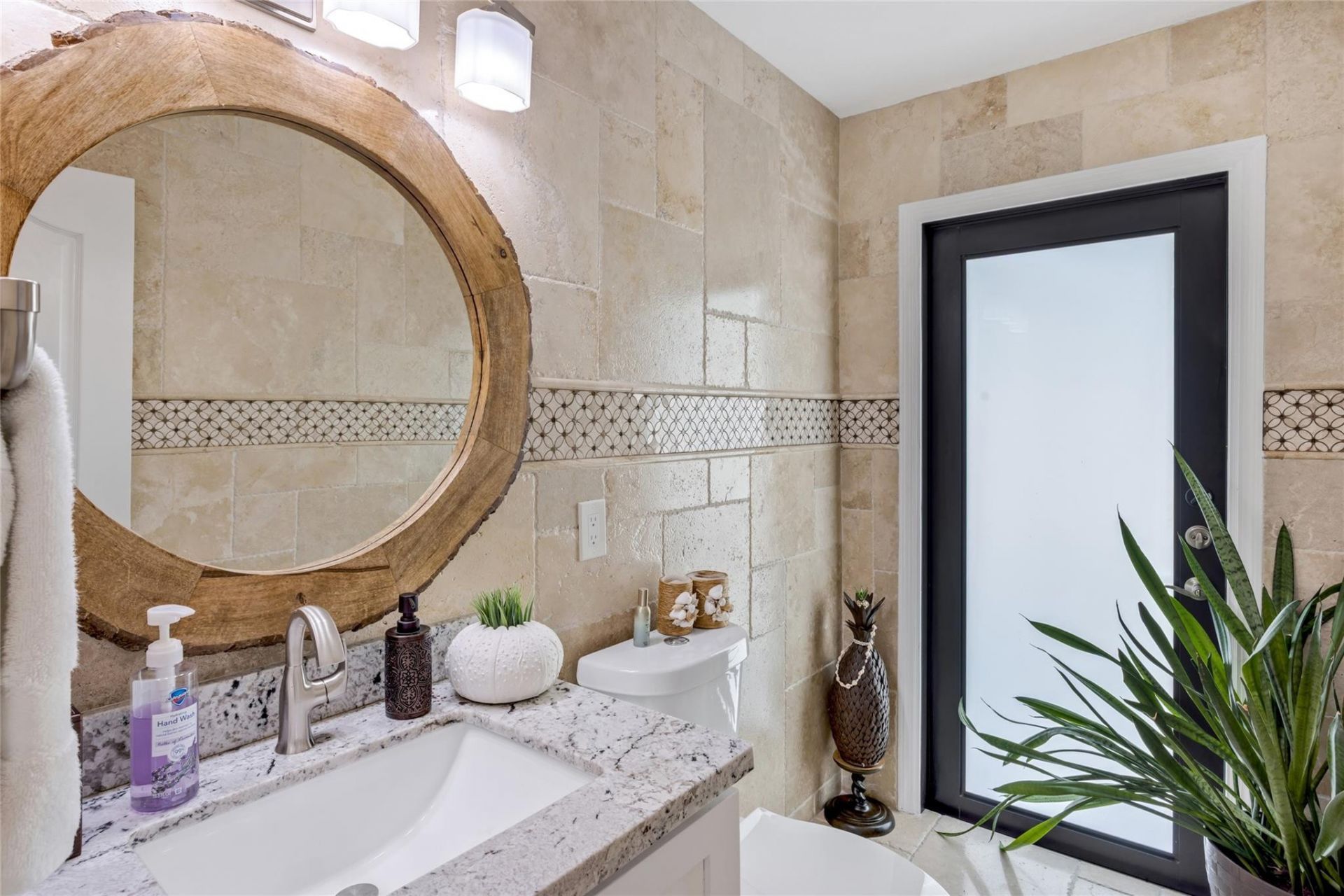 2541 NE 48th Street, Lighthouse Point, FL 33064 Photo