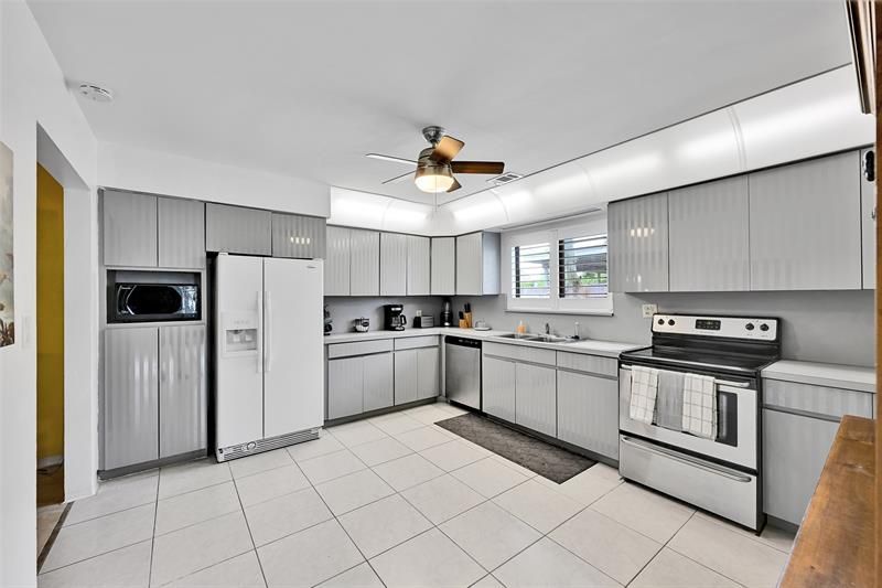 900 SE 13th Court, Deerfield Beach, FL 33441 Photo