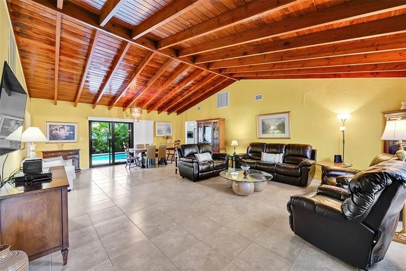 900 SE 13th Court, Deerfield Beach, FL 33441 Photo