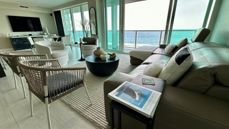 333 NE 21st Avenue, Unit 1210, Deerfield Beach, FL 33441 Photo