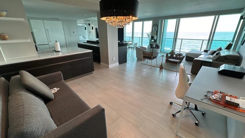 333 NE 21st Avenue, Unit 1210, Deerfield Beach, FL 33441 Photo