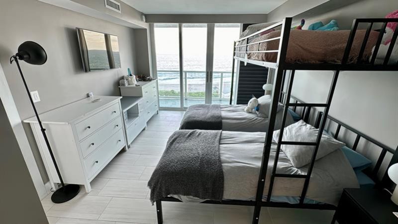 333 NE 21st Avenue, Unit 1210, Deerfield Beach, FL 33441 Photo