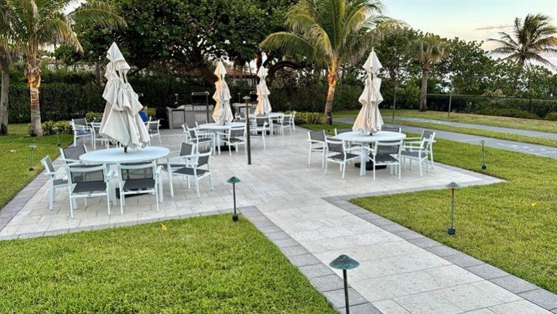 333 NE 21st Avenue, Unit 1210, Deerfield Beach, FL 33441 Photo