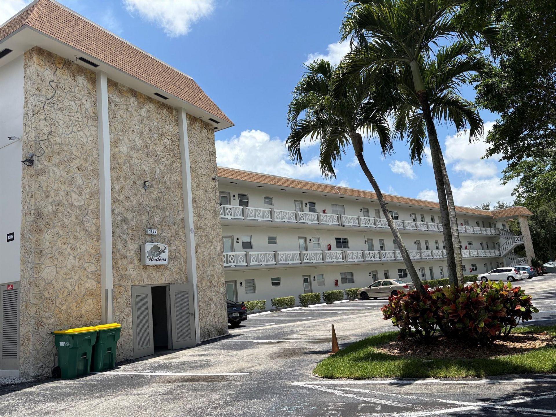 3506 NW 49th Avenue, Unit 604, Lauderdale Lakes, FL 33319 Photo