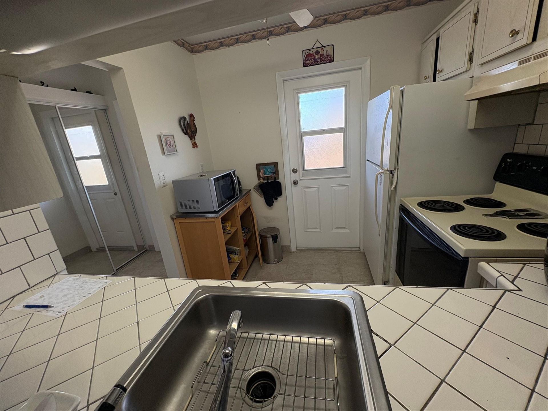 3506 NW 49th Avenue, Unit 604, Lauderdale Lakes, FL 33319 Photo