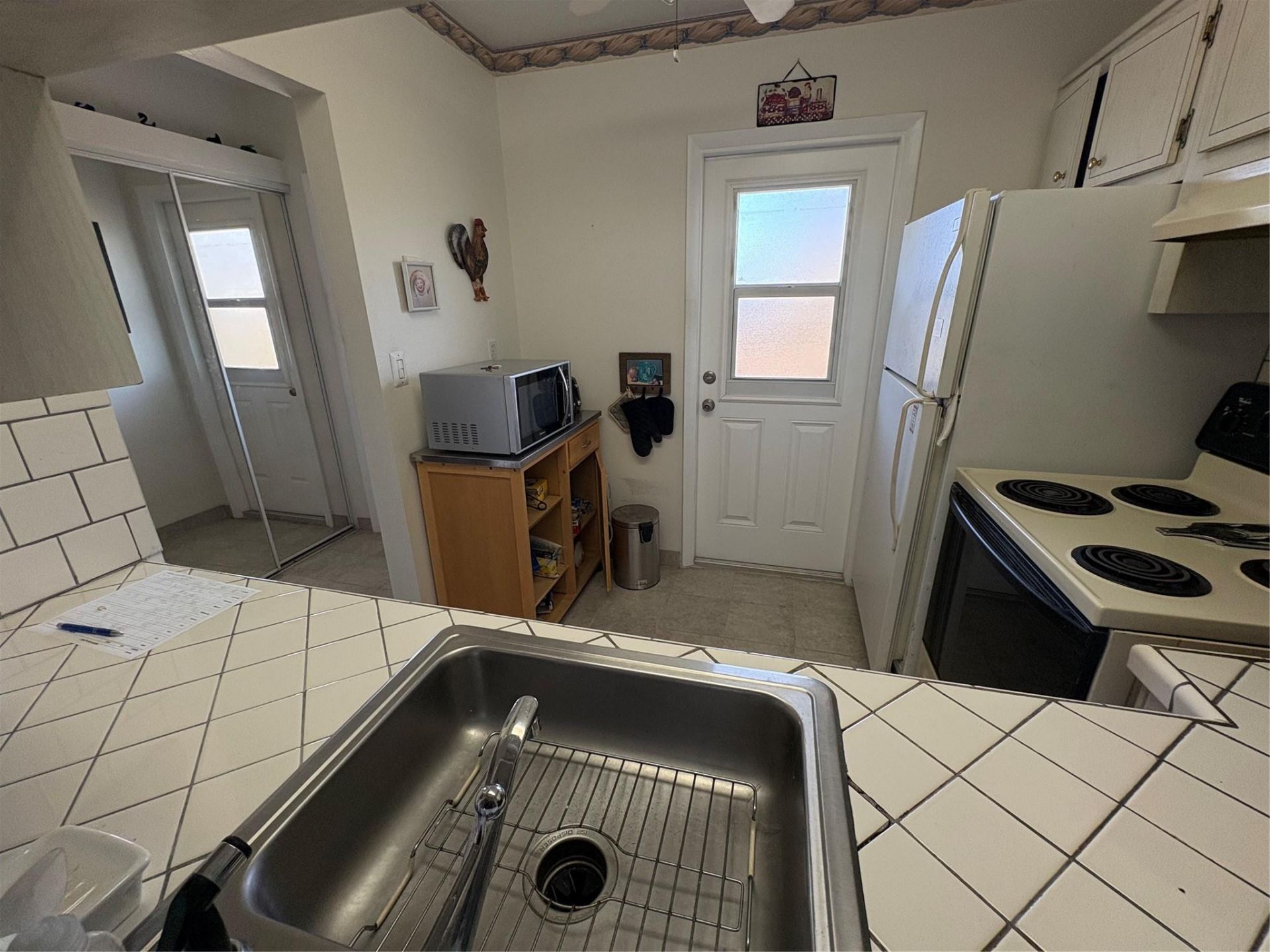 3506 NW 49th Avenue, Unit 604, Lauderdale Lakes, FL 33319 Photo