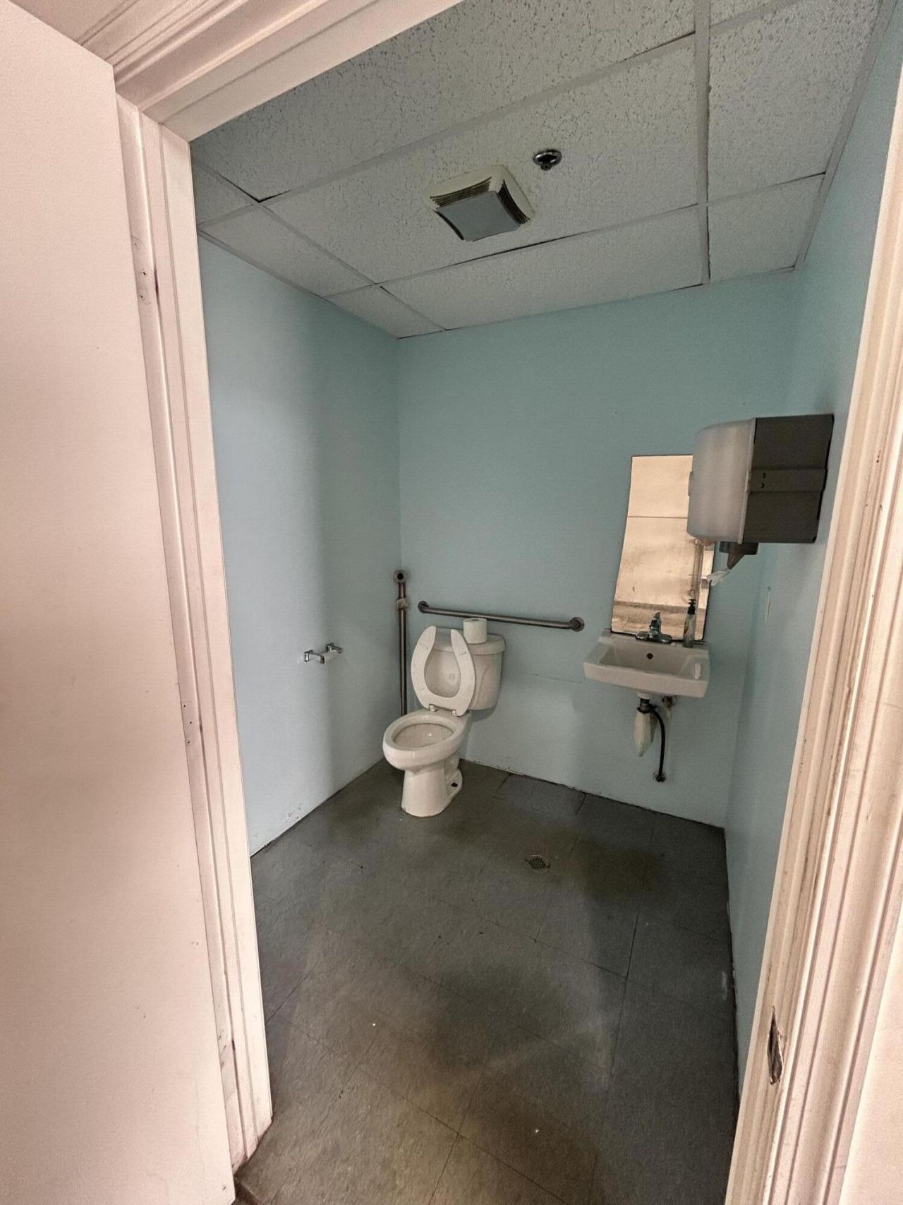 806 Old Dixie Highway, Unit 1, Lake Park, FL 33403 Photo