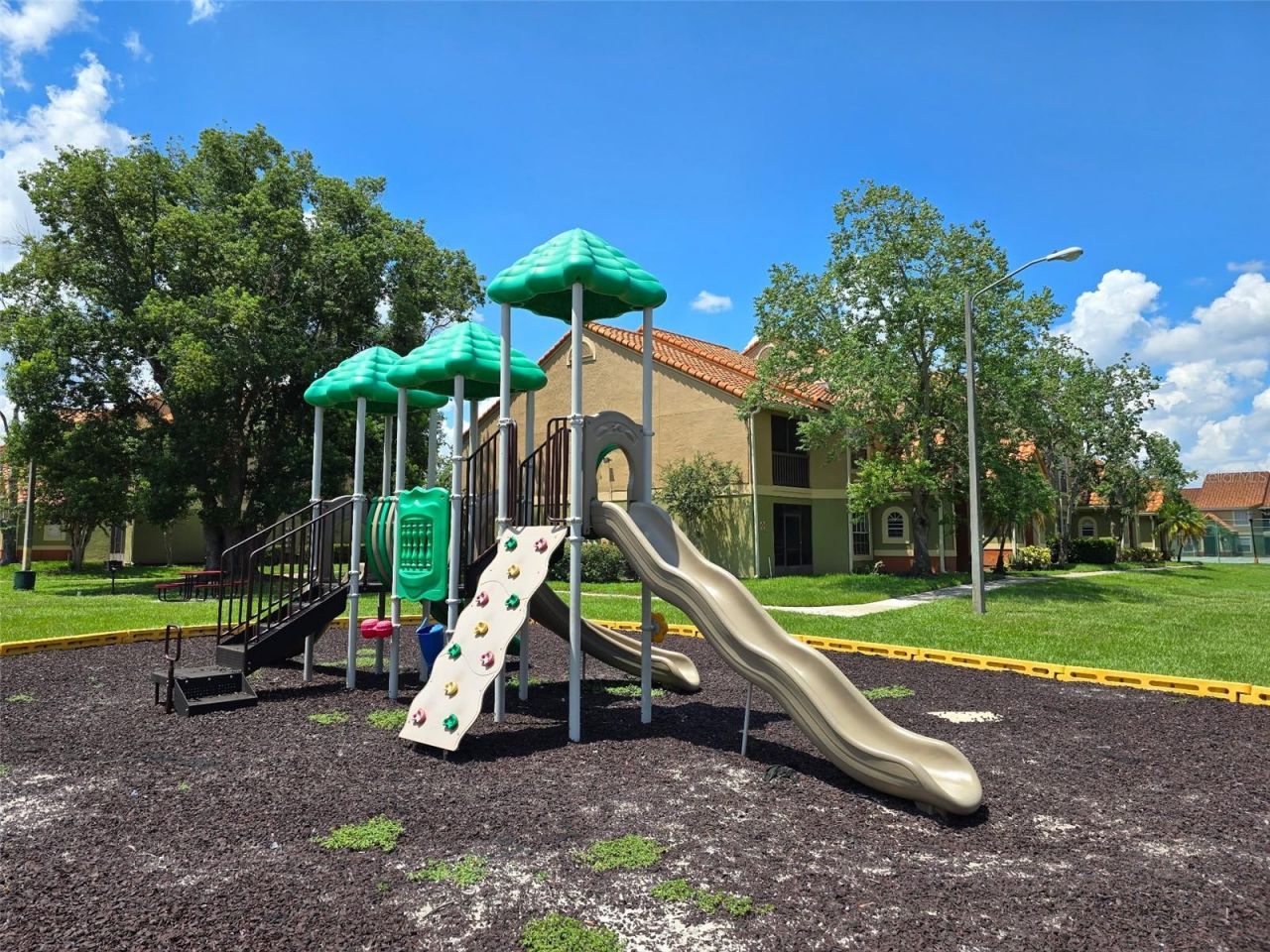 409 Fountainhead Circle, Kissimmee, FL 34741 Photo