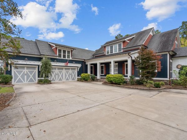 314 E Rolling Meadows Road, Hampstead, NC 28443