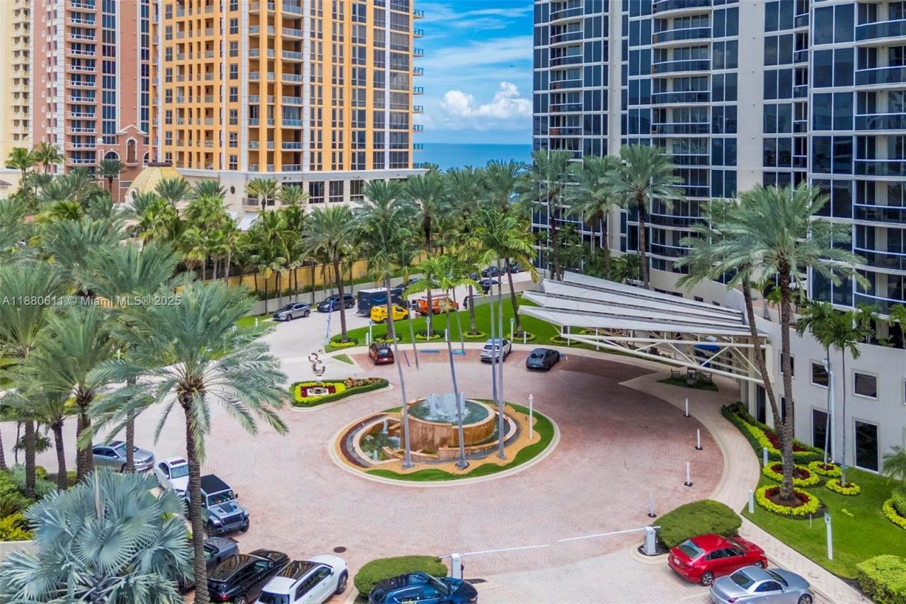 17555 Collins Ave, Unit UP-7, Sunny Isles Beach, FL 33160 Photo