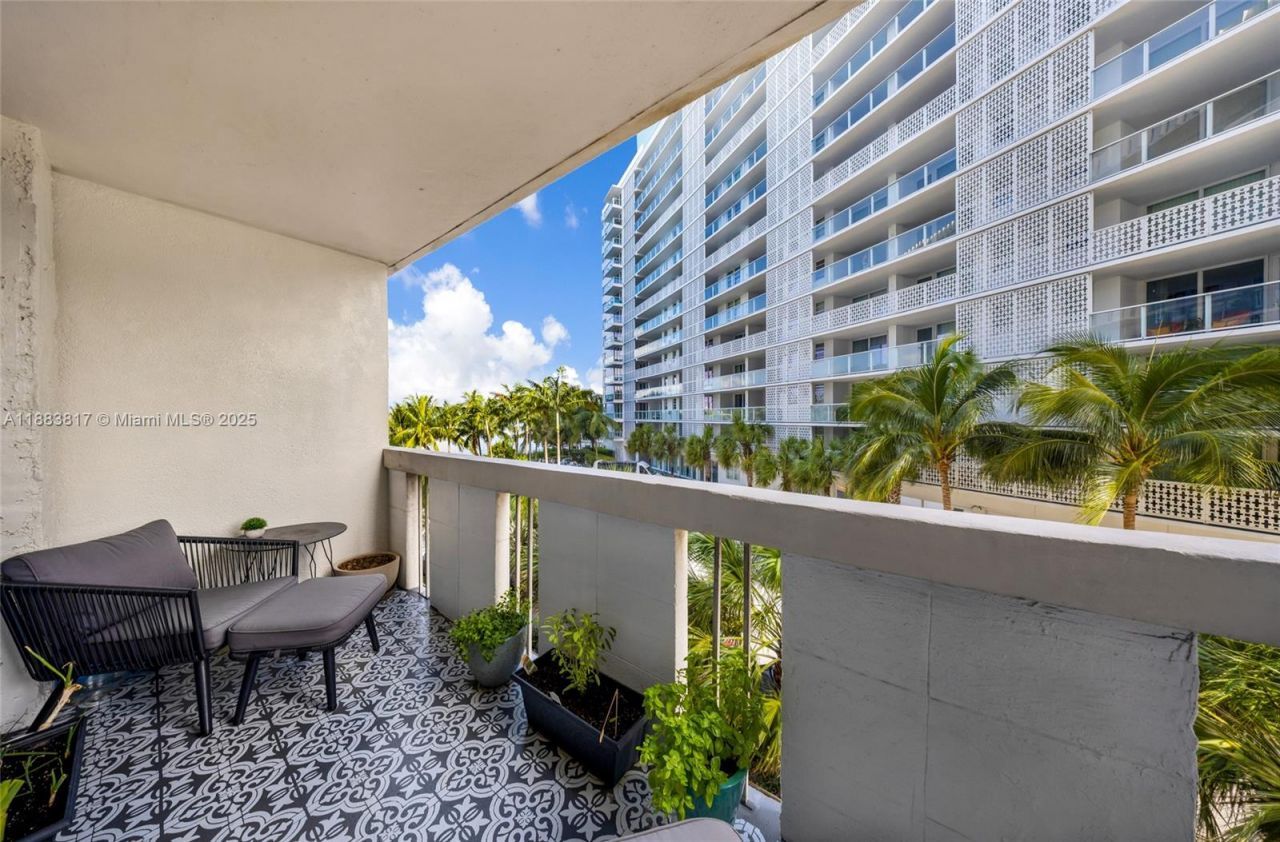 800 West Ave, Unit 338, Miami Beach, FL 33139 Photo