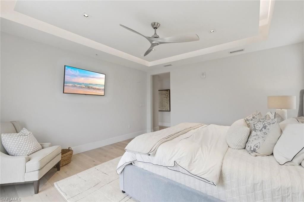 490 5th St S, Unit 101, Naples, FL 34102 Photo
