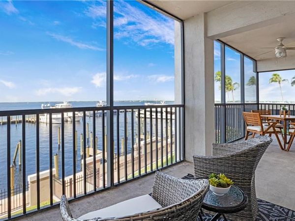 1920 Virginia AVE, Unit 202, FORT MYERS, FL 33901