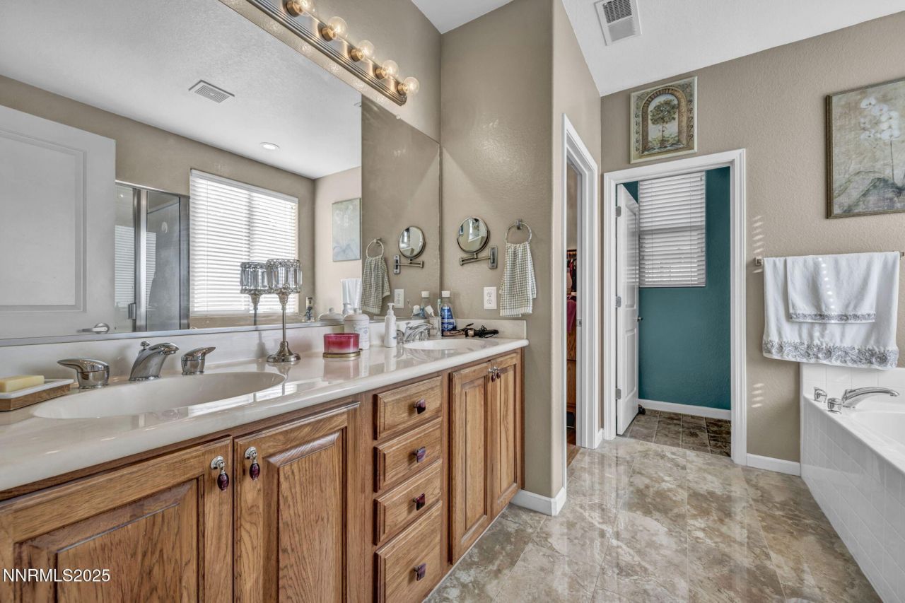 510 S Sand Crane Circle, Sparks, NV 89436 Photo