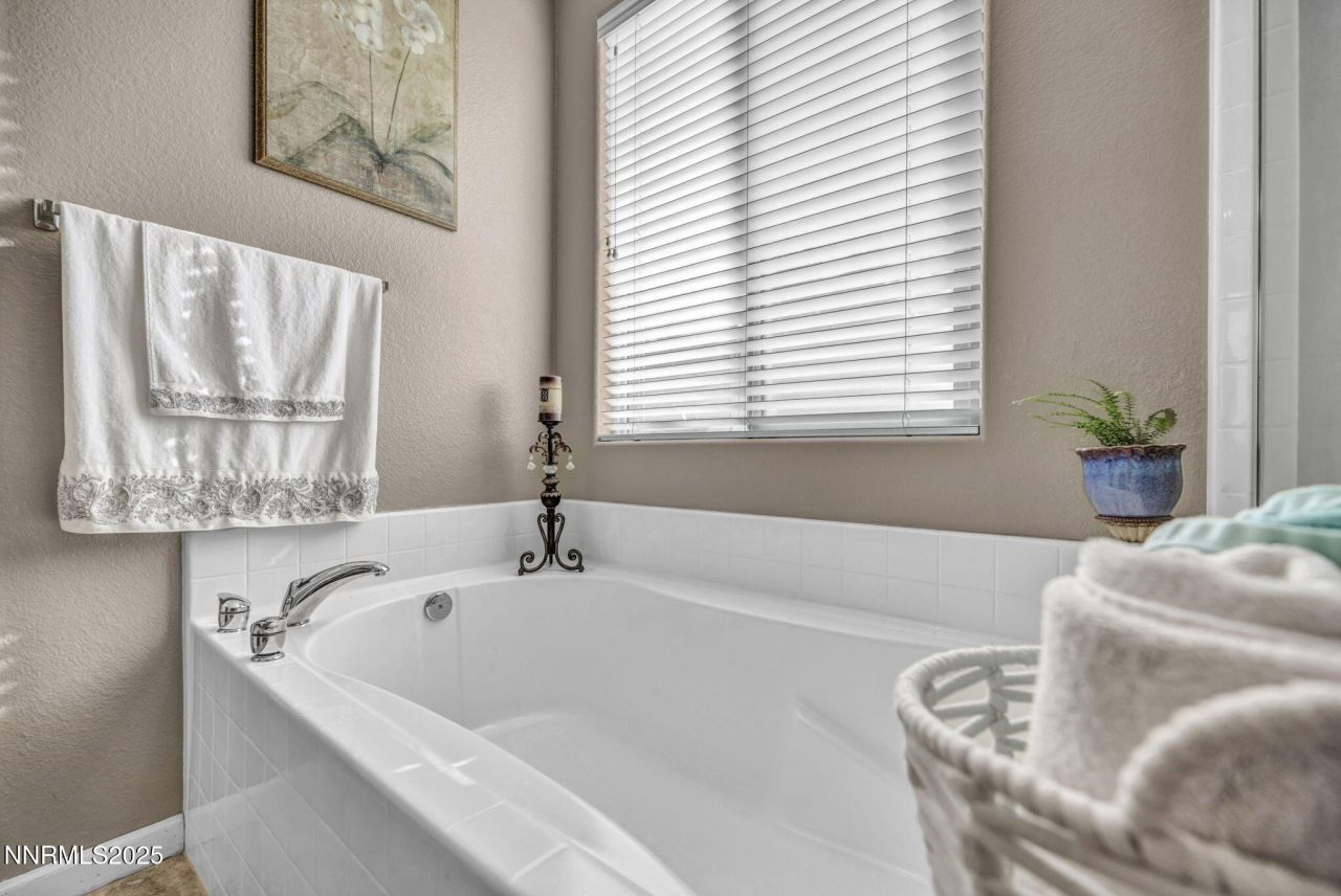 510 S Sand Crane Circle, Sparks, NV 89436 Photo