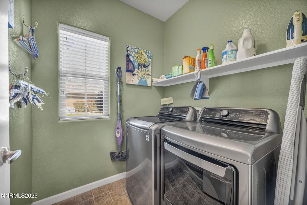 510 S Sand Crane Circle, Sparks, NV 89436 Photo
