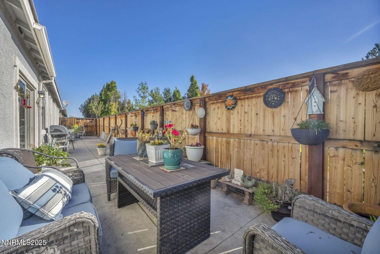 510 S Sand Crane Circle, Sparks, NV 89436 Photo