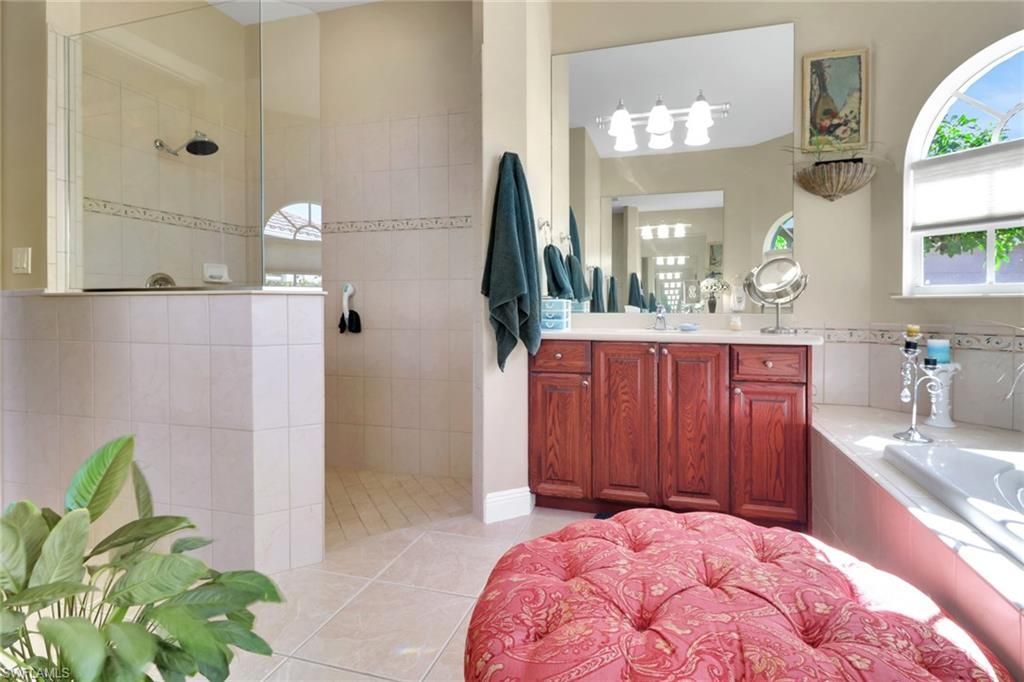 24908 Fairwinds Ln, Bonita Springs, FL 34135 Photo