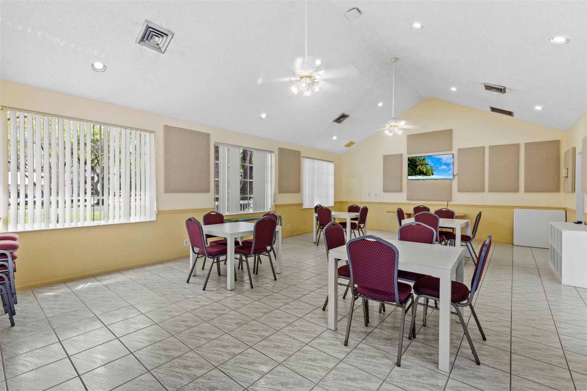 4128 W Palm Aire Drive, Unit 282A, Pompano Beach, FL 33069 Photo