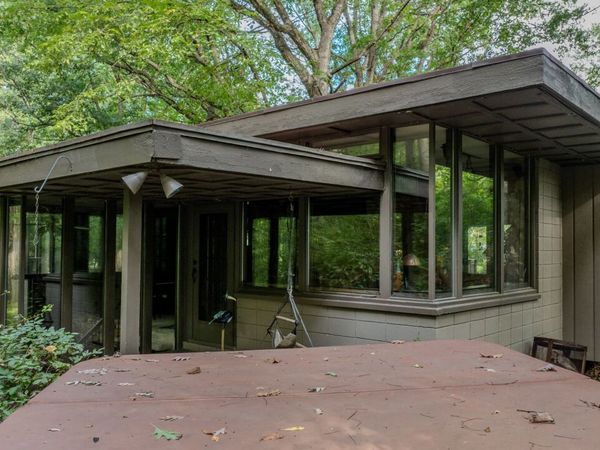 36619 Normandale Dr, Summit, WI 53066