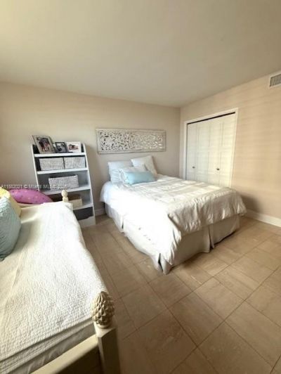 1121 Crandon Blvd, Unit D702, Key Biscayne, FL 33149 Photo