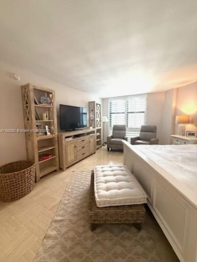 1121 Crandon Blvd, Unit D702, Key Biscayne, FL 33149 Photo