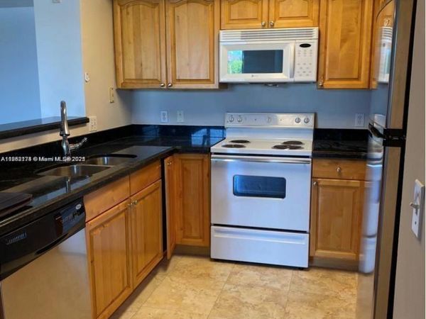 19601 E Country Club Dr, Unit 7303, Aventura, FL 33180