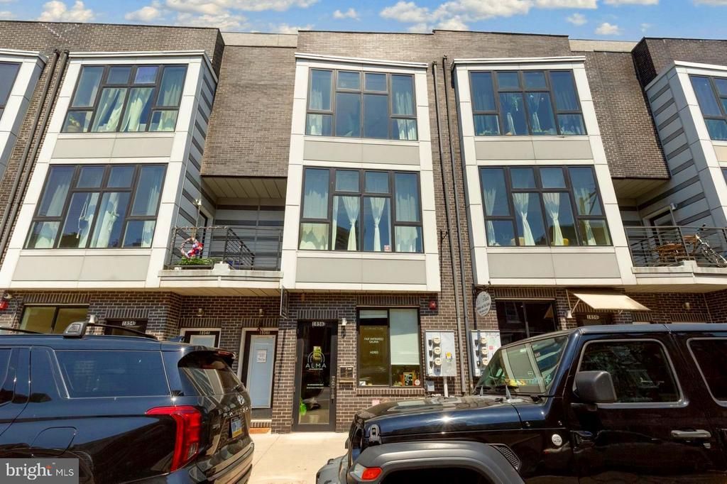 1856 Frankford Avenue, Philadelphia, PA 19125 Main Photo