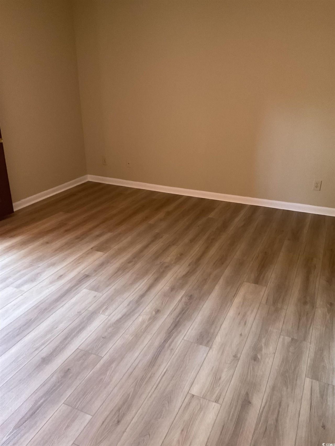 305 S 21st Ave. S Photo 13