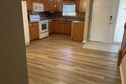 305 S 21st Ave. S photo 4