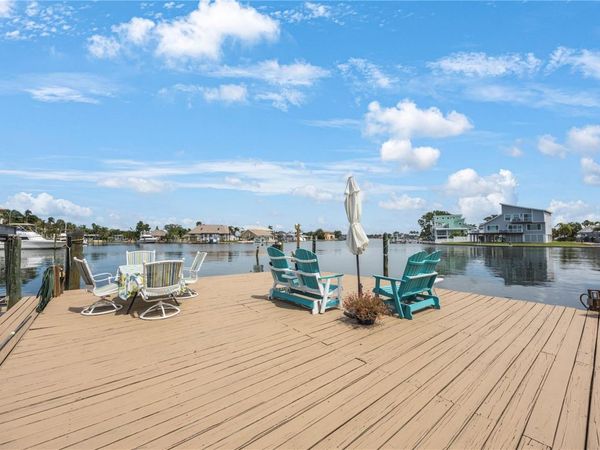 162 174TH TERRACE DRIVE E, REDINGTON SHORES, FL 33708