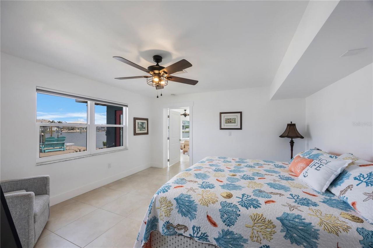 162 174th Terrace Drive E, Redington Shores, FL 33708 Photo