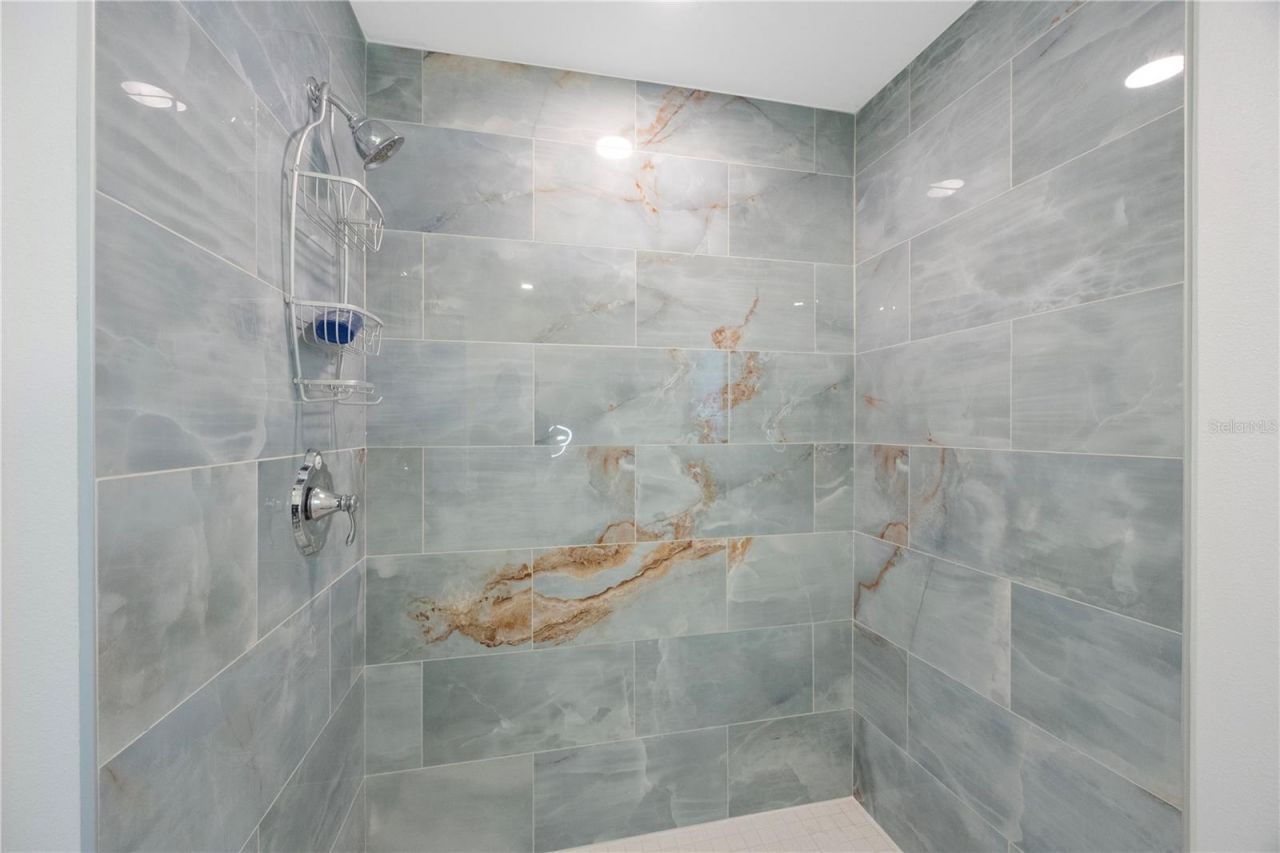 162 174th Terrace Drive E, Redington Shores, FL 33708 Photo